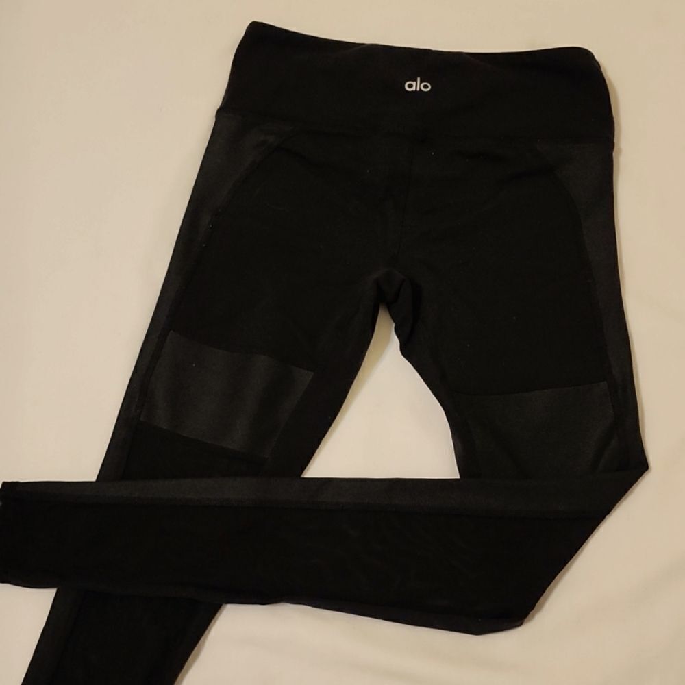 Alo yoga mesh leggings size xs
